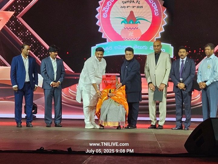 NATS 8th Telugu Sambaralu Tampa Second Day Evening Allu Arjun SriLeela News Gallery